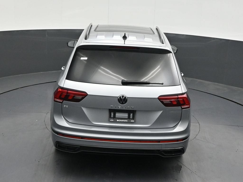 2023 Volkswagen Tiguan SE R-Line Black