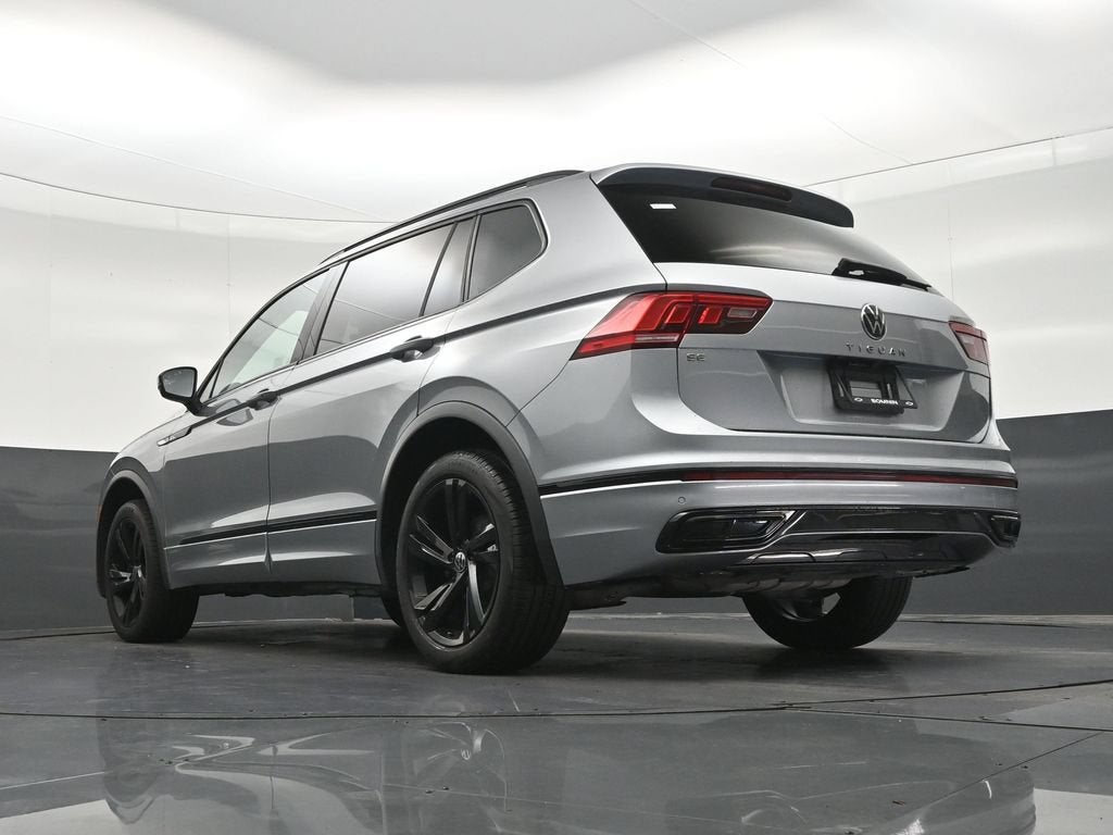 2023 Volkswagen Tiguan SE R-Line Black