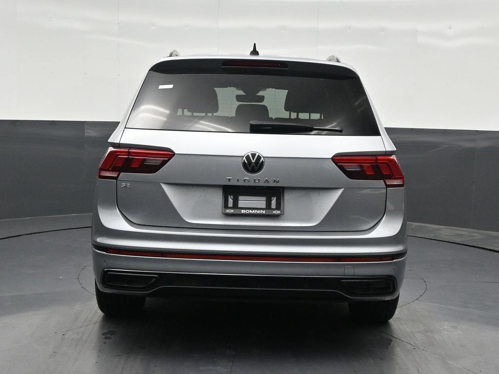 2023 Volkswagen Tiguan SE R-Line Black
