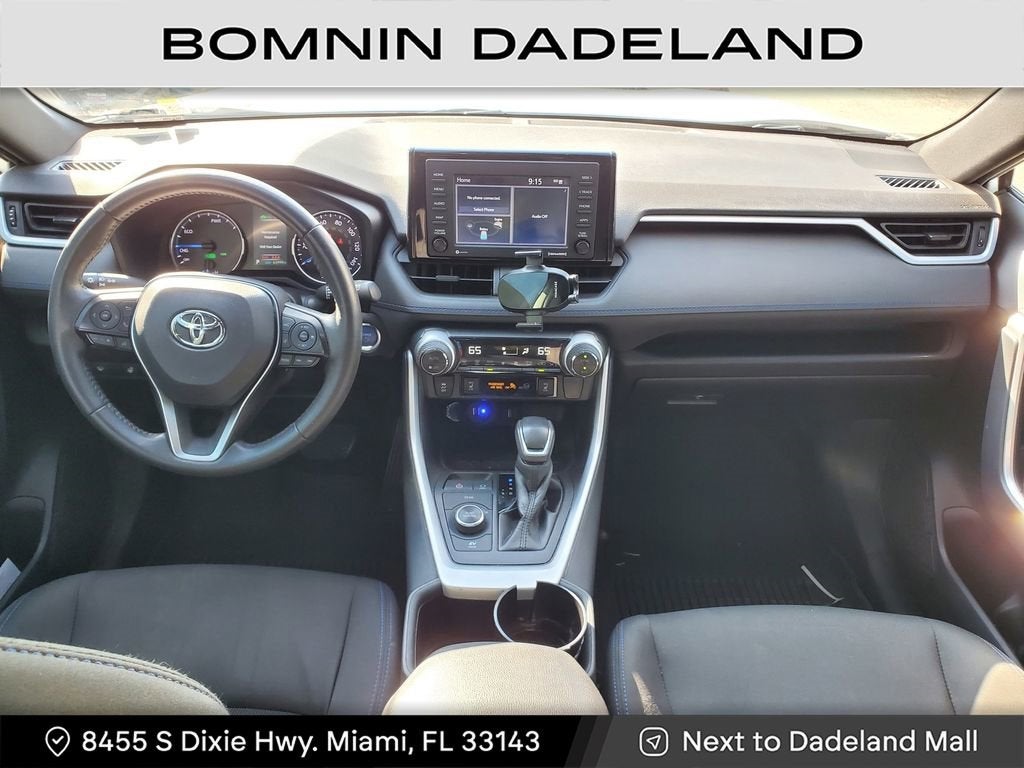 2022 Toyota RAV4 Hybrid SE