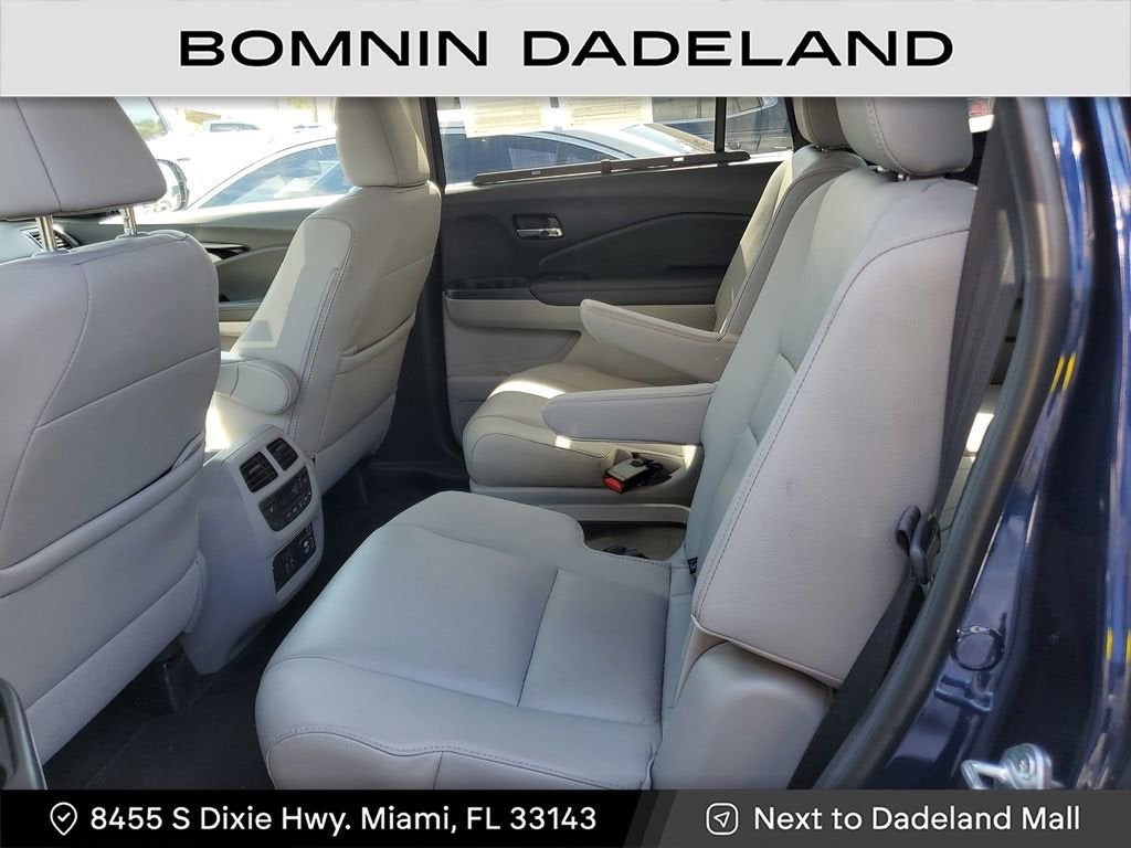 2022 Honda Pilot Touring 7-Passenger