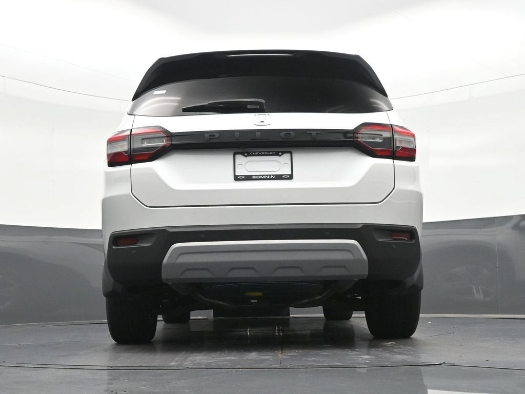 2023 Honda Pilot EX-L 8 Passenger