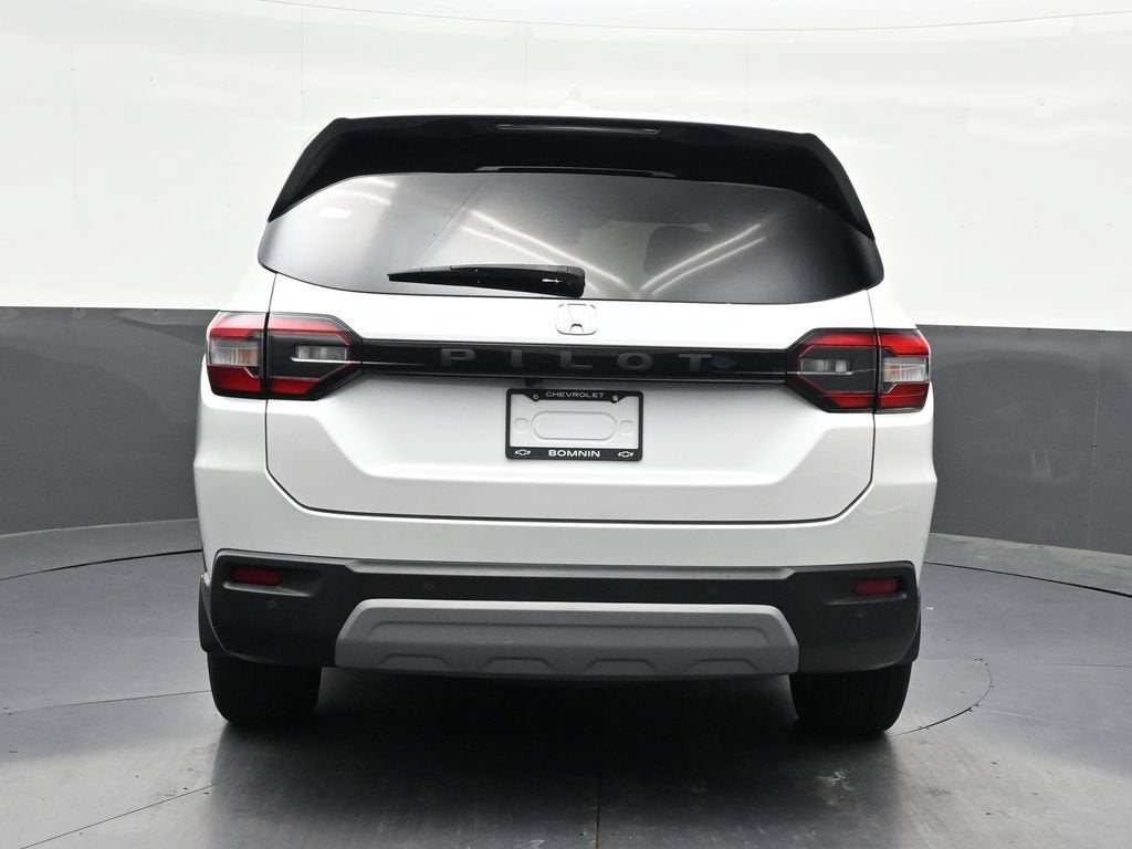 2023 Honda Pilot EX-L 8 Passenger