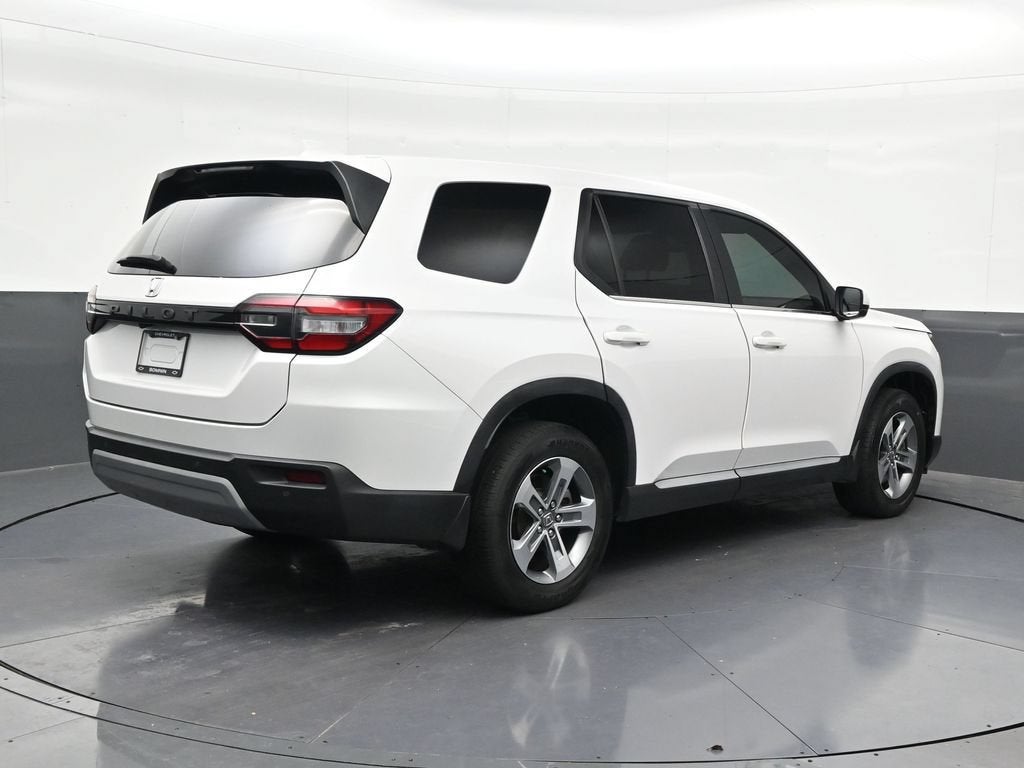 2023 Honda Pilot EX-L 8 Passenger