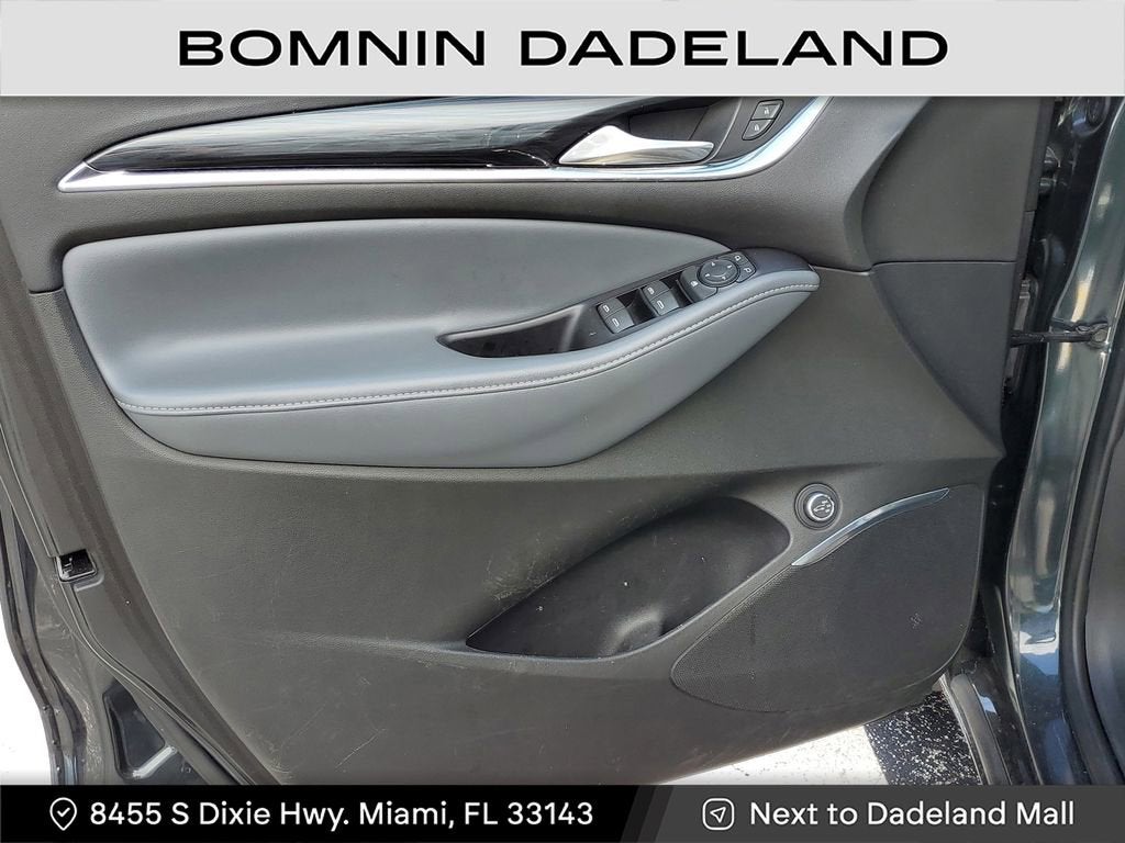 2020 Buick Enclave Essence