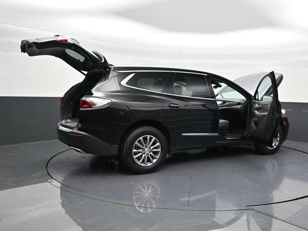 2022 Buick Enclave Essence