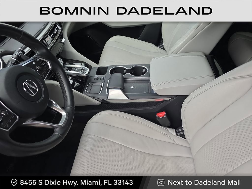 2022 Acura MDX w/Technology Package