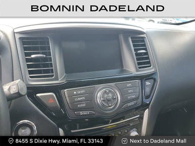 2020 Nissan Pathfinder SV