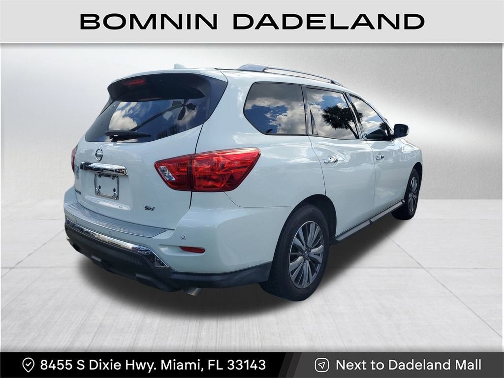 2020 Nissan Pathfinder SV