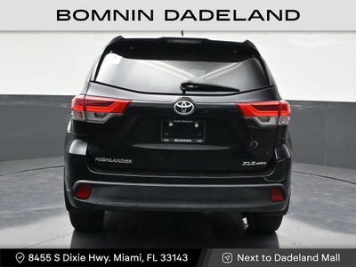 2019 Toyota Highlander SE