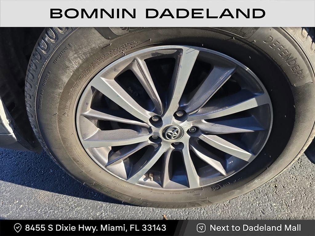 2019 Toyota Highlander SE