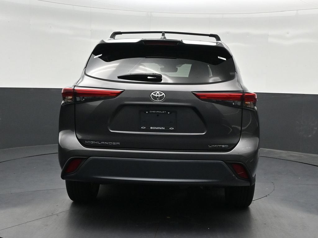 2023 Toyota Highlander L