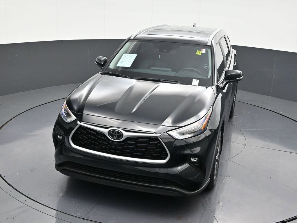 2024 Toyota Highlander LE
