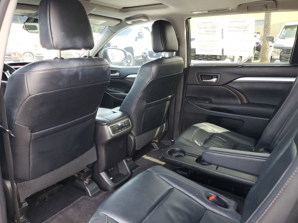 2017 Toyota Highlander XLE