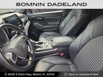 2022 Toyota Highlander XSE