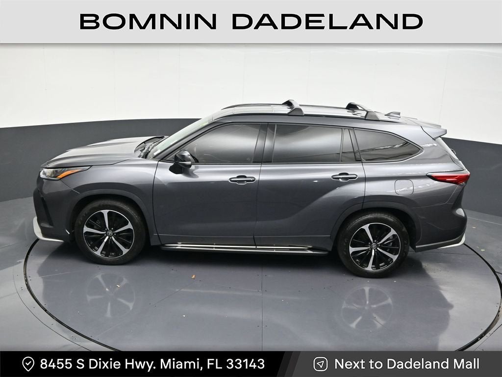 2022 Toyota Highlander XSE