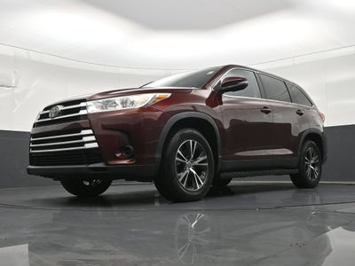 2019 Toyota Highlander LE