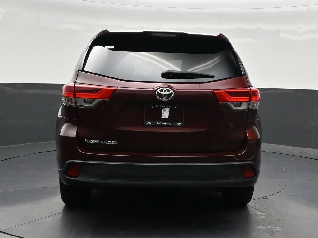 2019 Toyota Highlander LE
