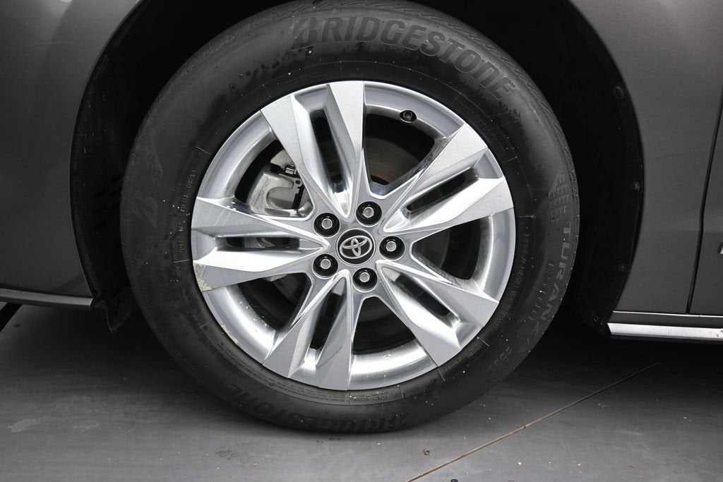 2021 Toyota Sienna Limited