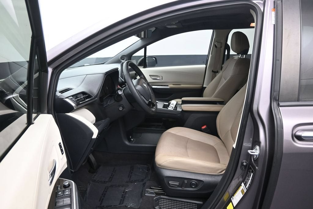 2021 Toyota Sienna Limited
