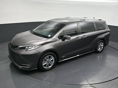 2021 Toyota Sienna Limited