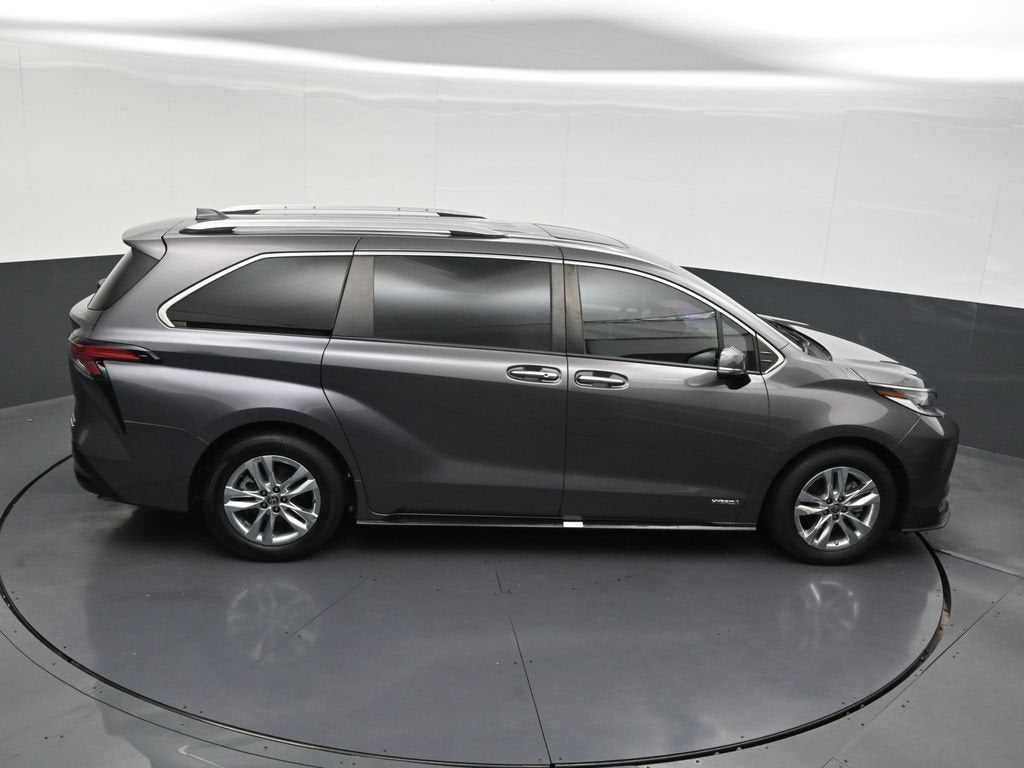 2021 Toyota Sienna Limited
