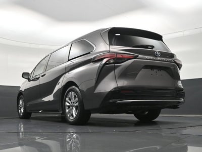 2021 Toyota Sienna Limited