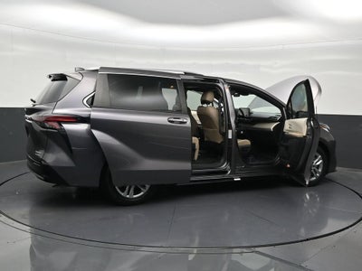 2021 Toyota Sienna Limited