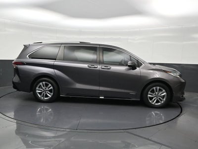 2021 Toyota Sienna Limited