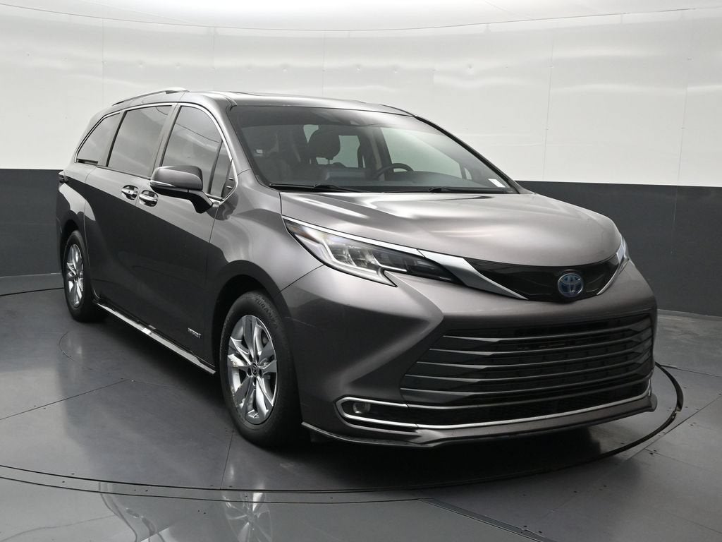 2021 Toyota Sienna Limited