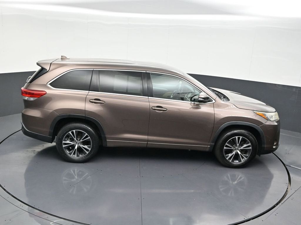 2018 Toyota Highlander LE