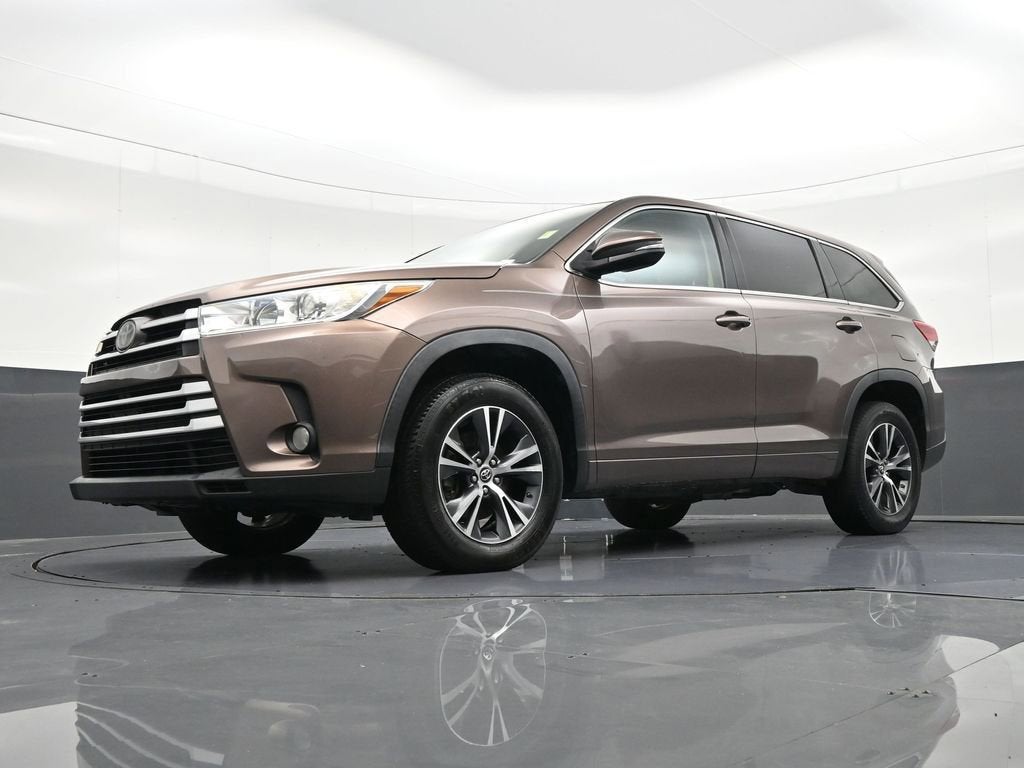 2018 Toyota Highlander LE