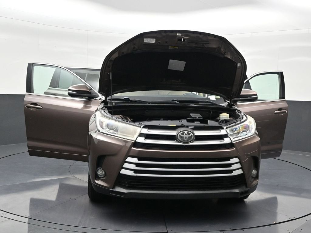 2018 Toyota Highlander LE