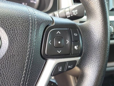 2018 Toyota Highlander LE