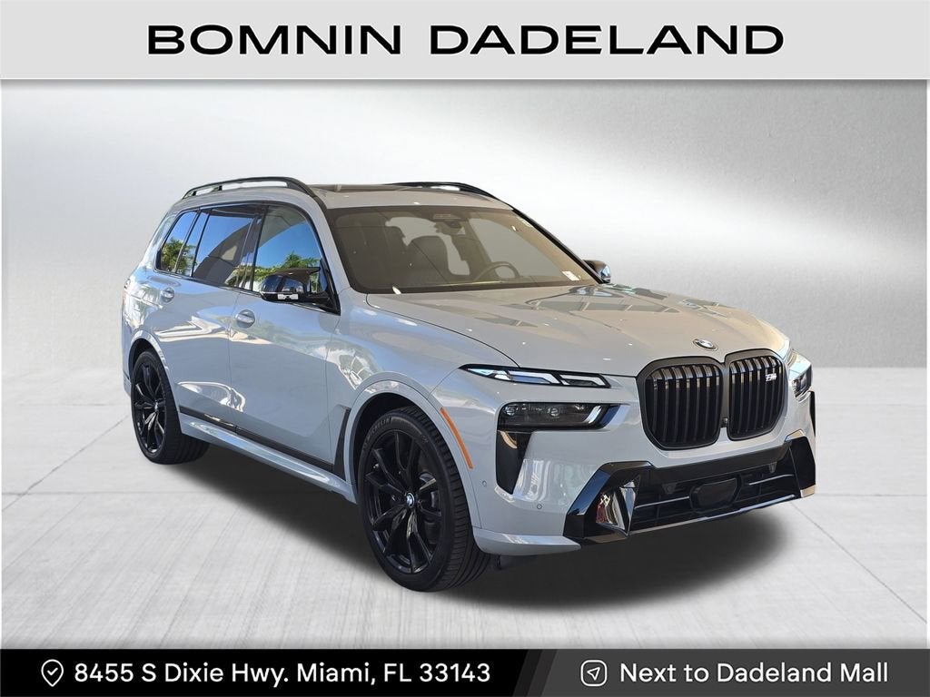 2023 BMW X7 M60i