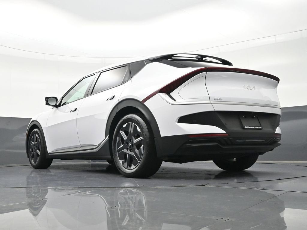 2025 Kia EV6 Light