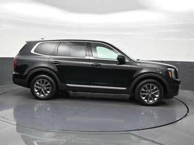 2024 Kia Telluride LX