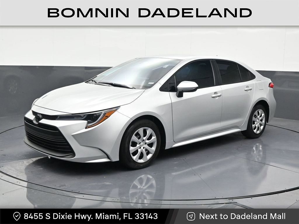 2025 Toyota Corolla LE
