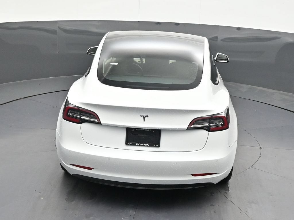 2022 Tesla Model 3 Rear-Wheel Drive