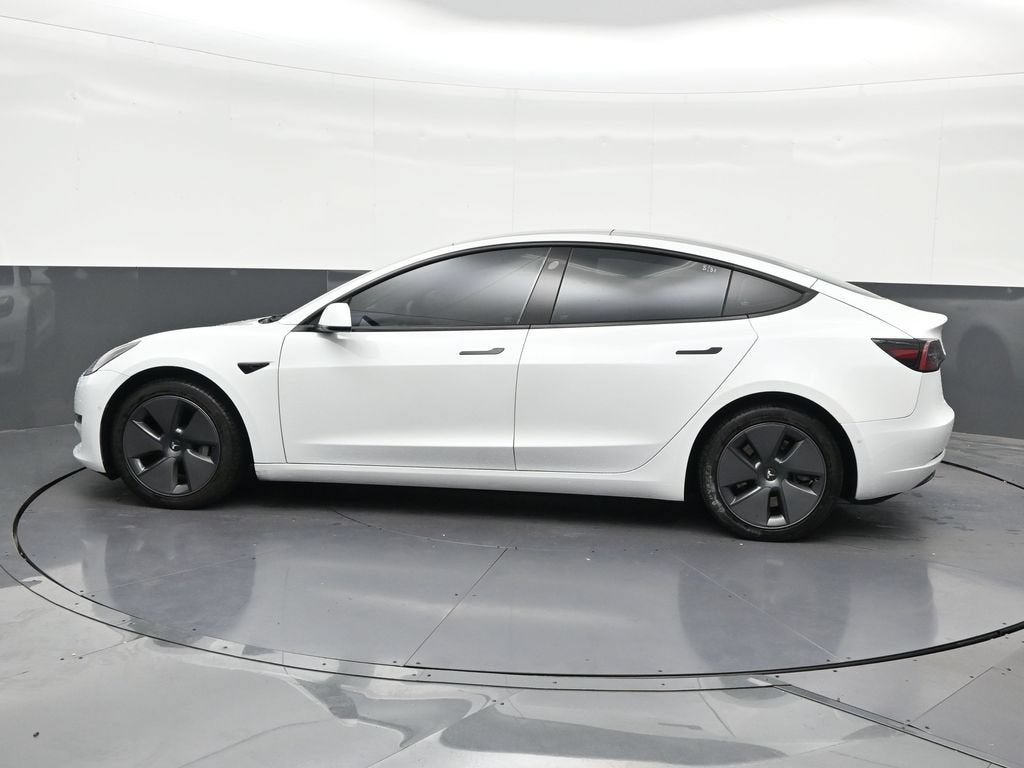 2022 Tesla Model 3 Rear-Wheel Drive