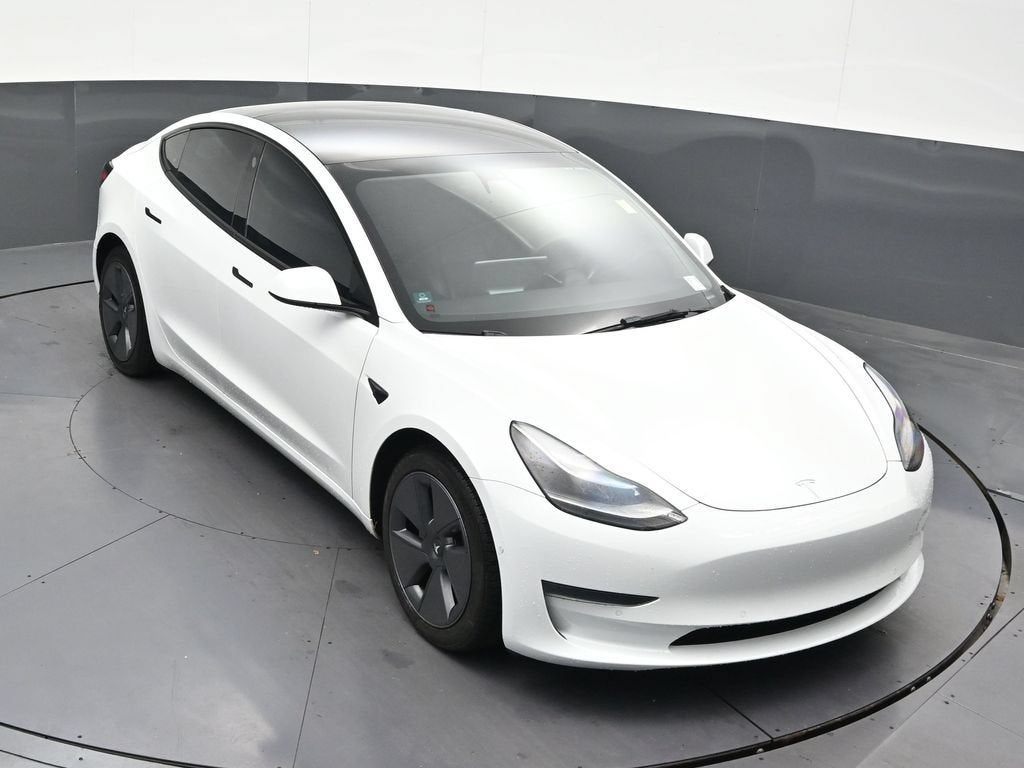 2022 Tesla Model 3 Rear-Wheel Drive