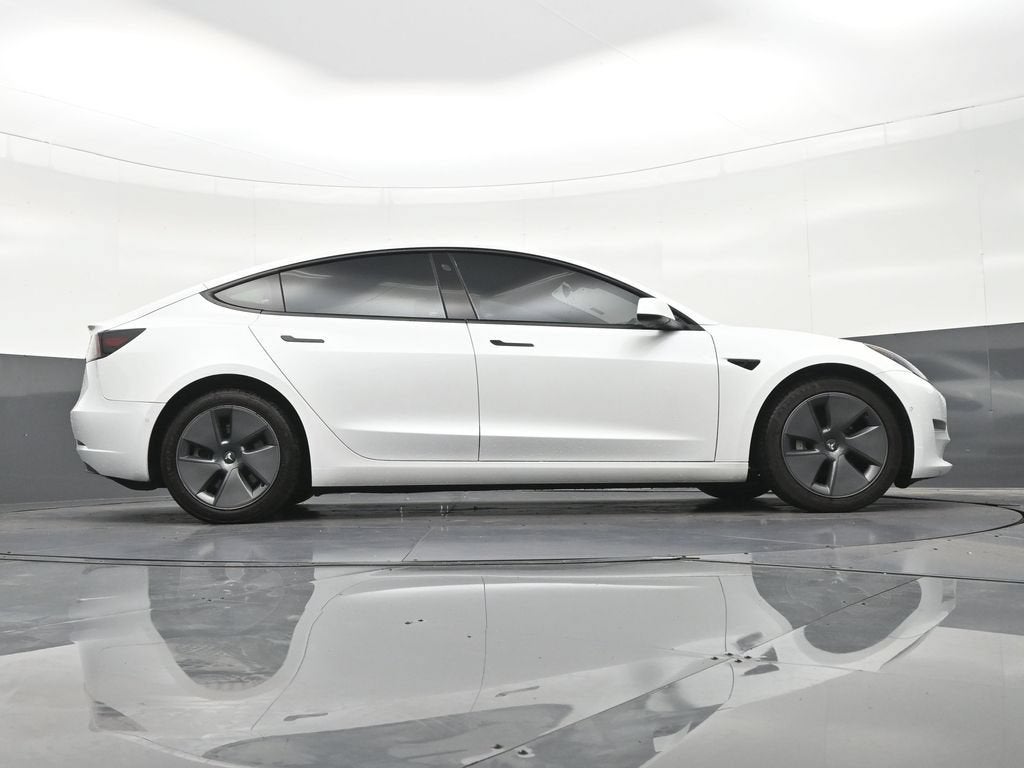 2022 Tesla Model 3 Rear-Wheel Drive