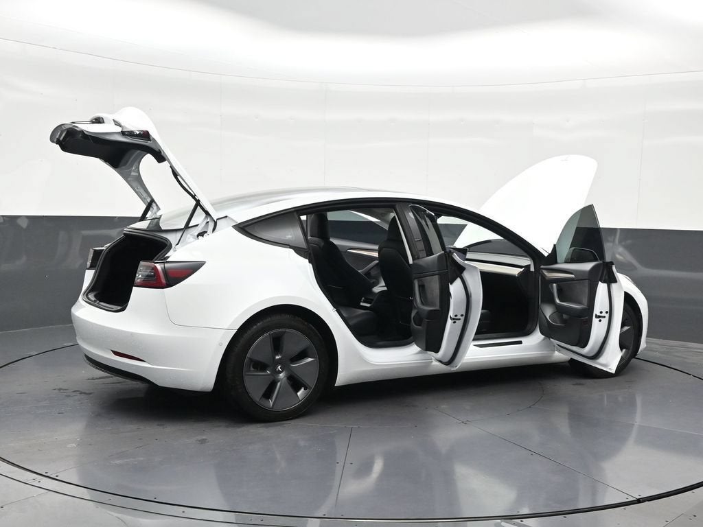 2022 Tesla Model 3 Rear-Wheel Drive