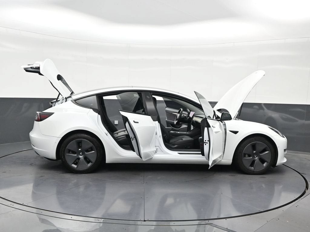 2022 Tesla Model 3 Rear-Wheel Drive
