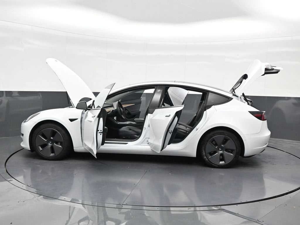 2022 Tesla Model 3 Rear-Wheel Drive