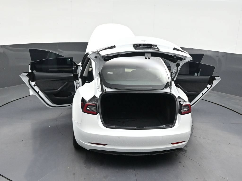 2022 Tesla Model 3 Rear-Wheel Drive