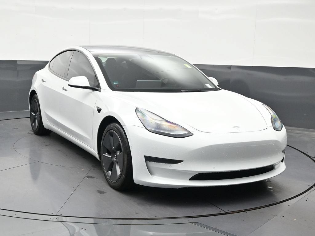 2022 Tesla Model 3 Rear-Wheel Drive