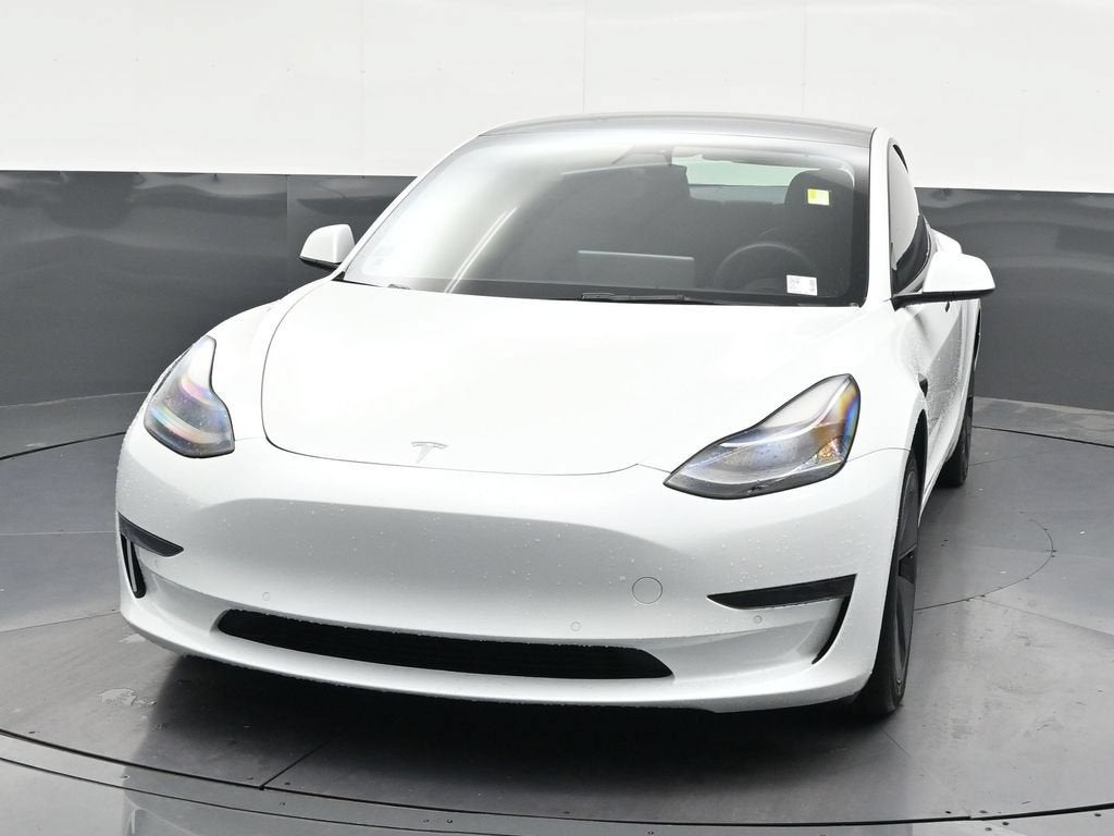 2022 Tesla Model 3 Rear-Wheel Drive