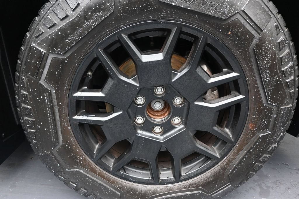2024 Tesla Cybertruck All-Wheel Drive