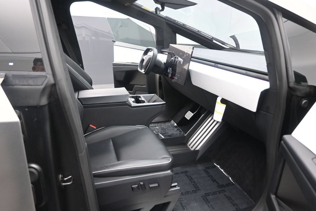 2024 Tesla Cybertruck All-Wheel Drive